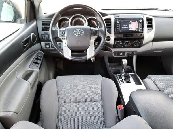 2015 Toyota Tacoma truck DBL CAB LB 4WD - Gray for sale in Brunswick, GA – photo 18