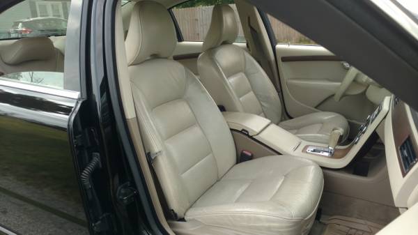 My wife's 2008 Volvo S80 T6 AWD twin turbo - cars & trucks - by... for sale in Orient, OH – photo 16