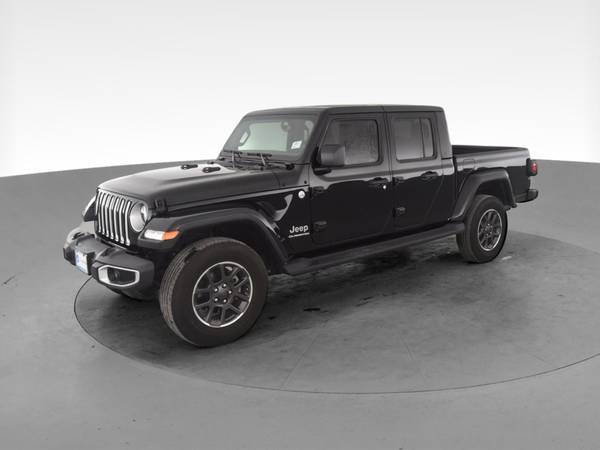 2020 Jeep Gladiator Overland Pickup 4D 5 ft pickup Black - FINANCE -... for sale in Bakersfield, CA – photo 3