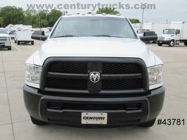 2017 Ram 3500 4X4 Drw CREW CAB WHITE For Sale NOW! - cars & trucks -... for sale in Grand Prairie, TX – photo 10