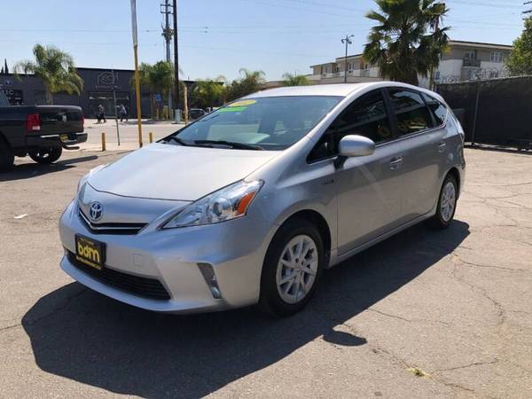 2012 TOYOTA PRIUS V THREE - cars & trucks - by dealer - vehicle... for sale in SUN VALLEY, CA – photo 3