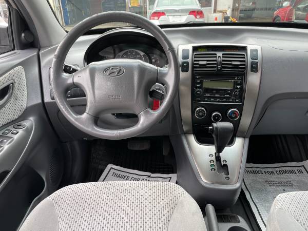 2005 Hyundai Tucson 4x4 - - by dealer - vehicle for sale in STATEN ISLAND, NY – photo 12