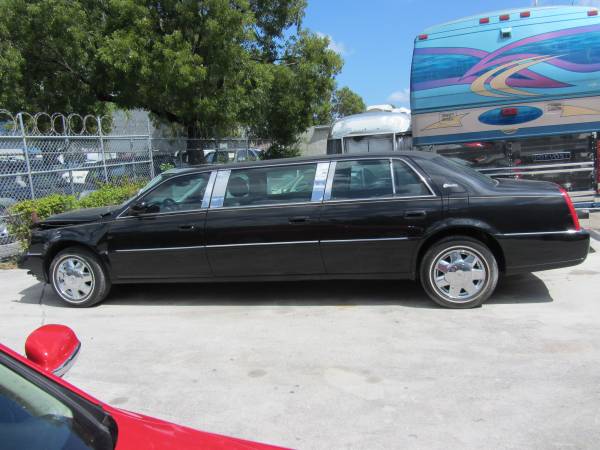 2011 cadilac DTS 12Kmile superior coach 6 door limo funeral car... for sale in Hollywood, LA – photo 12