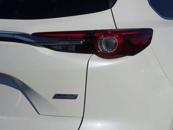 2018 Mazda CX9 Grand Touring suv Snowflake White Pearl Mica - cars & for sale in Skokie, IL – photo 11