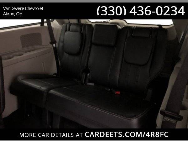2014 Chrysler Town & Country Touring, Billet Silver Metallic Clearcoat for sale in Akron, OH – photo 11