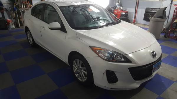 2012 Mazda 3 I-Touring - cars & trucks - by owner - vehicle... for sale in Sycamore, IL – photo 15