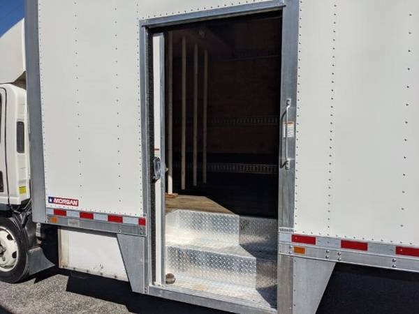 2015 Isuzu NRR 24' Box *Power Lift *Just Serviced *Side Door - cars... for sale in Knoxville, NC – photo 24