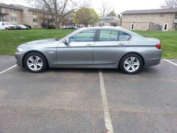 2013 BMW 528i xDrive Sedan AWD GREAT ON GAS Lthr Moon Only for sale in Lansing, MI – photo 4