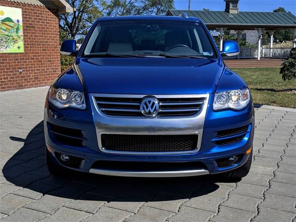 2010 Volkswagen Touareg TDI Lux Limited, Blue for sale in Dayton, VA – photo 4