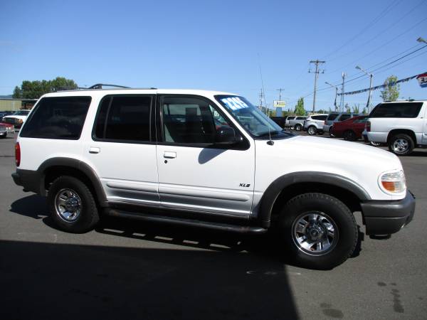 2000 FORD EXPLORER XLS - - by dealer - vehicle for sale in Longview, OR – photo 7