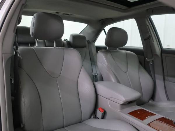 2011 Toyota Camry XLE Leather Heated Seats for sale in Caledonia, MI – photo 18