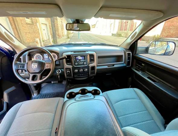 2014 RAM 1500 Express Crew Cab SWB 4WD - cars & trucks - by dealer -... for sale in Aurora, IL – photo 14