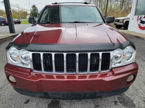 2007 Jeep Grand Cherokee 5 7L 4x4 Limited Pennsylvania No Accidents for sale in Oswego, NY – photo 2