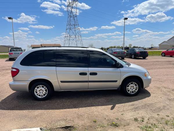 2005 Dodge Grand Caravan SE - - by dealer - vehicle for sale in Sioux Falls, SD – photo 5