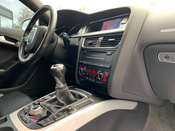 2012 Audi S5 Quattro Premium Plus 4.2L V8 w/ 6-Speed Manual Trans -... for sale in Jeffersonville, KY – photo 21