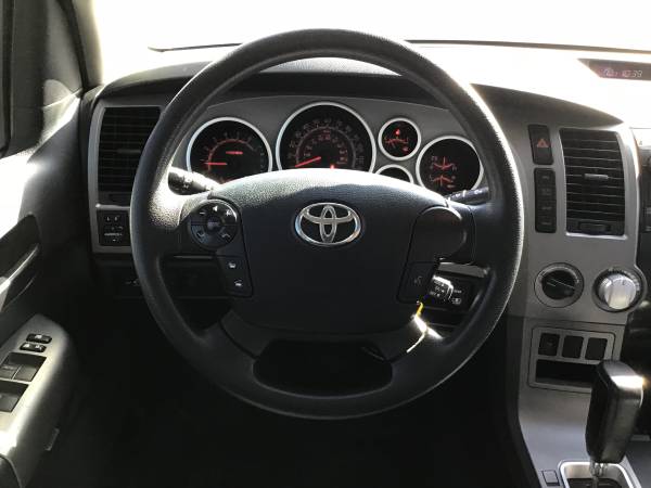 2012 Toyota Tundra 4WD - Financing Available - cars & trucks - by... for sale in Bennington, NE – photo 15
