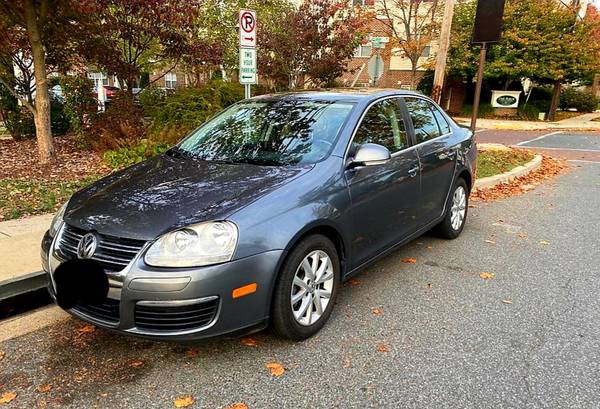 2010 VW Jetta - Great Condition - cars & trucks - by owner - vehicle... for sale in Silver Spring, District Of Columbia – photo 8