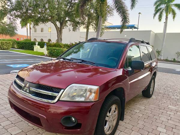 2008 MITSUBISHI ENDEAVOR LS -SOLID-RELIABLE-CLEAN !! - cars & trucks... for sale in Sarasota, FL – photo 2