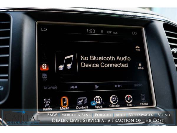 Jeep Grand Cherokee w/Keyless Entry, Nav & Uconnect Audio! - cars &... for sale in Eau Claire, WI – photo 20