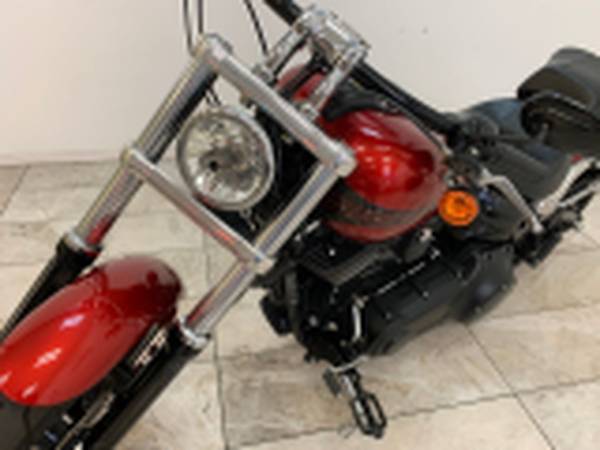 2013 Harley Davidson FXSB BREAKOUT * 6,800 ORIGINAL LOW MILES * -... for sale in Rancho Cordova, NV – photo 9
