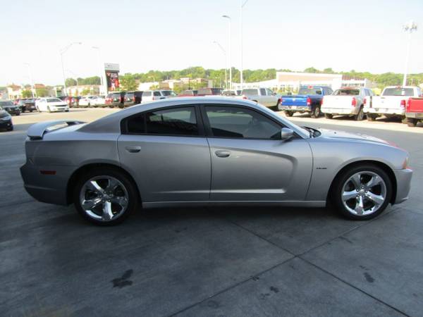 2014 *Dodge* *Charger* *R/T* - cars & trucks - by dealer - vehicle... for sale in Council Bluffs, NE – photo 8