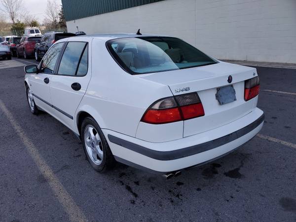 2001 SAAB 9-5 SE 1 OWNER,PA INSPECTED TILL MAY+LEATHER SEATS SUNROOF... for sale in Allentown, PA – photo 2