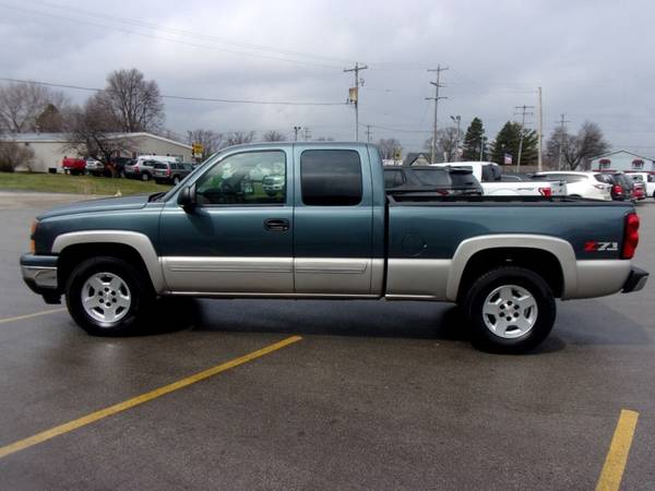 2006 Chevrolet Silverado 1500 LT1 4dr Extended Cab 4WD 6 5 ft SB for sale in Waukesha, WI – photo 12
