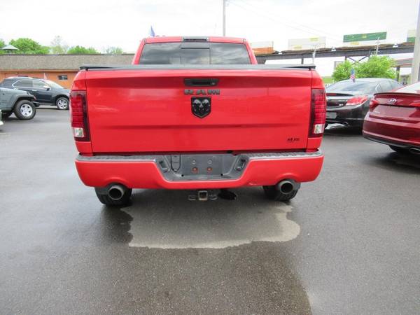 2014 Dodge Ram 1500 Crew Cab Sport Pickuup 4D 6 1/3 4WD - cars & for sale in St.Charles, MO – photo 8