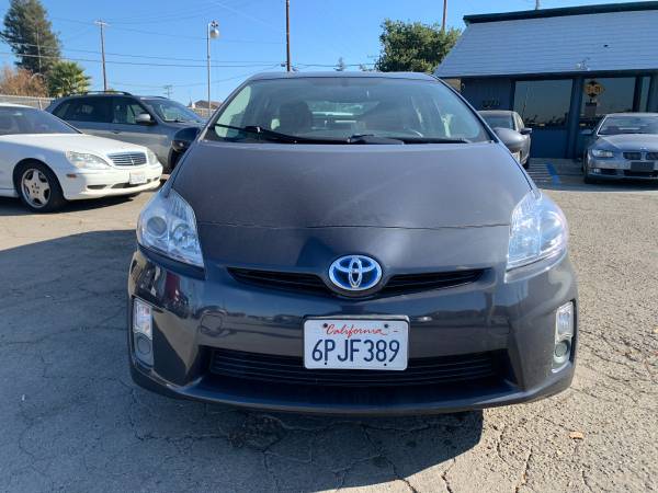 2010 Toyota Prius V 4dr HB Hybrid 2 years extended WARRANTY - cars &... for sale in San Mateo, CA – photo 2