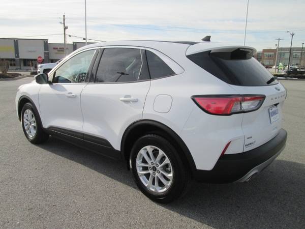 2020 Ford Escape SE suv Oxford White - - by dealer for sale in Bentonville, MO – photo 3