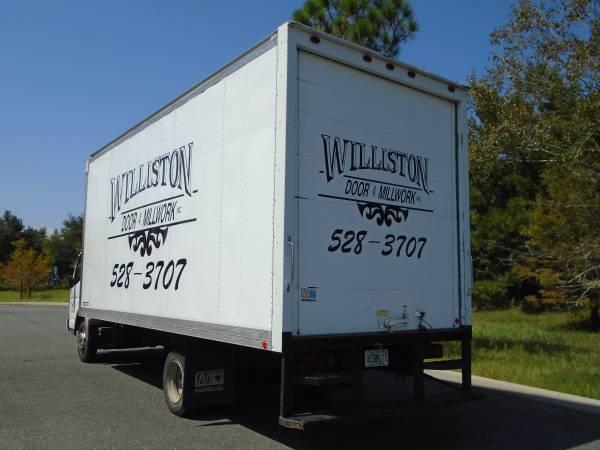 Mitsubishi FE180 fuso 20' box truck for sale in Gainesville, FL – photo 3