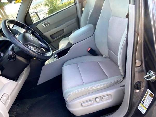 2015 Honda Pilot SE - EVERYBODY RIDES! - - by dealer for sale in Metairie, LA – photo 6