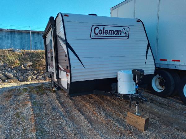 Camper LOADED DOWN WITH FREE EXTRAS REDUCED TO 14, 900 - cars & for sale in Abingdon, VA