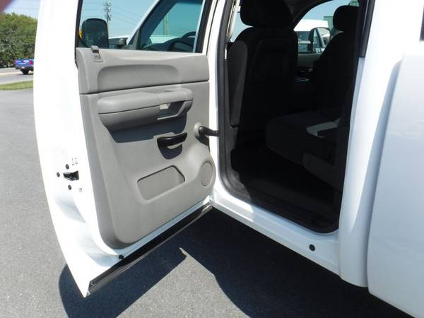2012 *Chevrolet* *Silverado* *3500HD* *Crew* Cab Long Bed 4x4 for sale in Ephrata, PA – photo 21