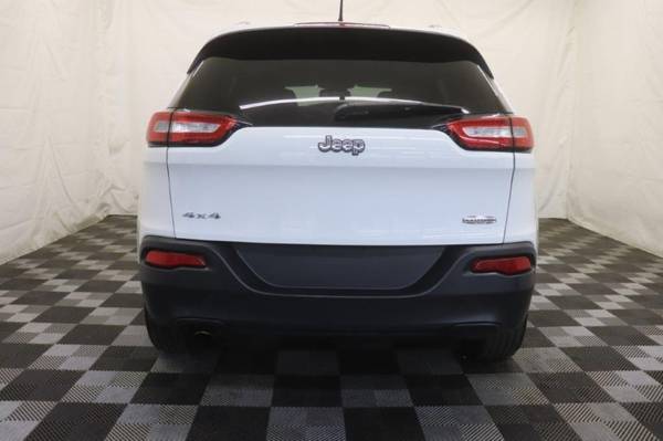 2014 JEEP CHEROKEE LATITUDE - - by dealer - vehicle for sale in Akron, OH – photo 8