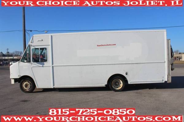 2009 WORKHORSE W42 STEP COMMERCIAL VAN 26FT BOX TRUCK 437109 - cars for sale in Joliet, IL – photo 2