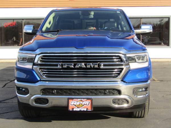 2019 RAM 1500 Laramie Crew Cab 4x4 - Loaded local trade! - cars &... for sale in New Glarus, WI – photo 7