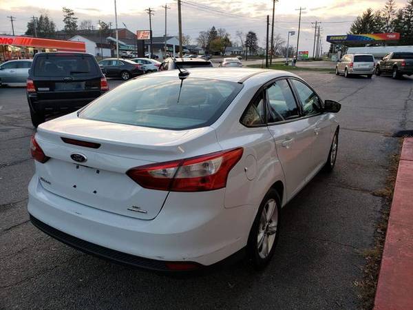 2013 Ford Focus - Financing Available! - cars & trucks - by dealer -... for sale in Franklin, OH – photo 8