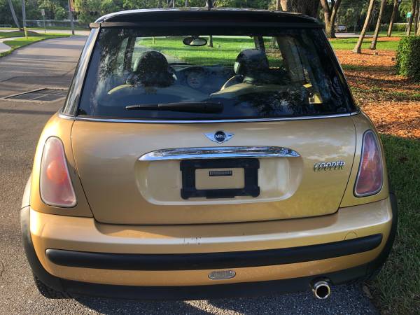 Mini Cooper LOW MILES - cars & trucks - by owner - vehicle... for sale in Boca Raton, FL – photo 7
