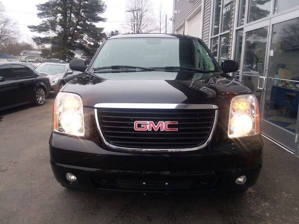 2008 GMC Yukon XL 4WD 4dr 1500 SLT w/4SA Guaranteed Approval !! for sale in Plainville, CT – photo 3