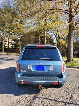 2007 Honda Pilot EX-L 4WD 5 SP Auto w/ Rear Ent, Steel Blue - cars &... for sale in Falls Church, District Of Columbia – photo 3