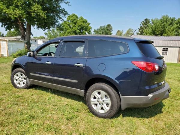 2011 CHEVROLET TRAVERSE LS - cars & trucks - by dealer - vehicle... for sale in Fletcher, OH – photo 3