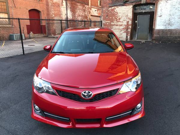 2012 Toyota Camry SE V6 - - by dealer - vehicle for sale in Westport, RI – photo 2