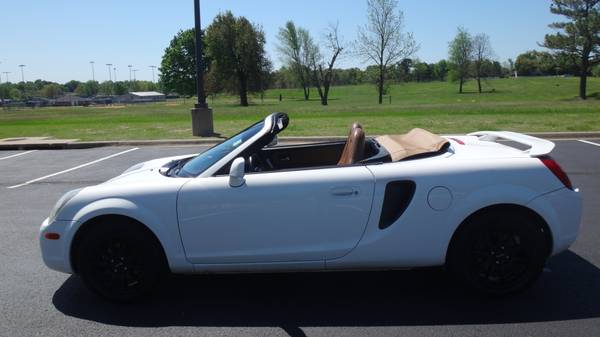2002 Toyota MR2 Spyder With Only 98K Miles - - by for sale in Springdale, AR – photo 8