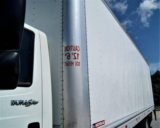 2012 International 4300 26ft Box Truck DT466 A/T Side Door Air Ride for sale in Emerald Isle, FL – photo 15