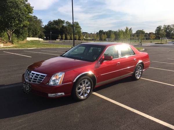 2008 CADILLAC DTS Luxury II - cars & trucks - by owner - vehicle... for sale in Billerica, MA – photo 2