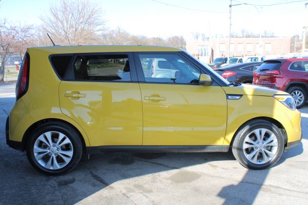 2015 Kia Soul 4dr Crossover, Low Miles, Clean, Great on Gas - cars for sale in Omaha, IA – photo 6