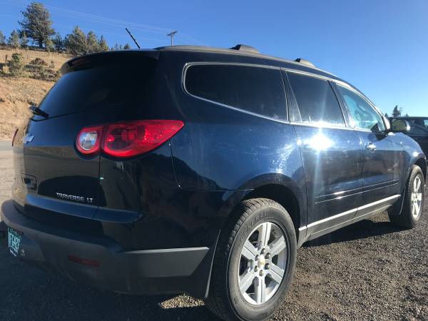 Gorgeous Deep Blue 2012 AWD Chevrolet Traverse LT for sale in Boulder, CO – photo 7