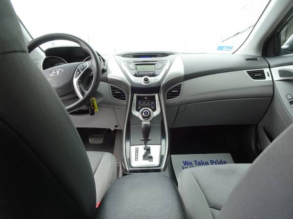 2012 Hyundai Elantra Limited for sale in East Providence, RI – photo 19