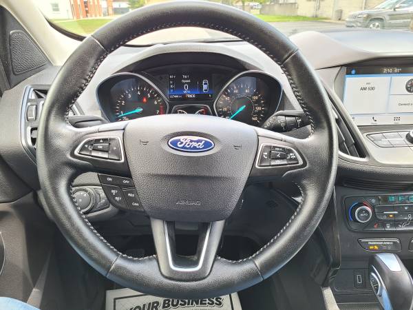 2019 Ford Escape SE 4WD - - by dealer - vehicle for sale in redford, MI – photo 22